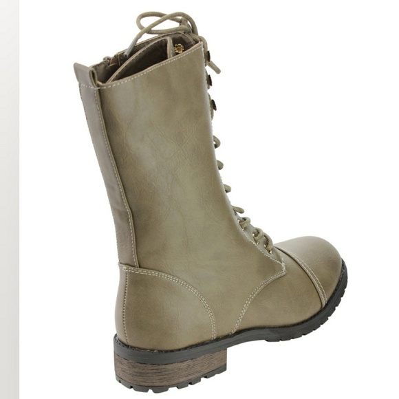 Last, 6.5  Combat booties Taupe PRICE FIRM - Picture 7 of 7